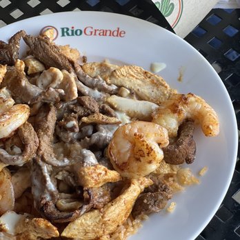 Rio Grande Mexican Kitchen - Arroz con pollo Chicken,beef and shrimp - Mexican Near Me - Greensboro, North Carolina Rio Grande Mexican Kitchen - Arroz con pollo Chicken,beef and shrimp - Mexican Near Me - Greensboro, North Carolina