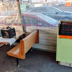La Carreta de Mi Tierra - Seating