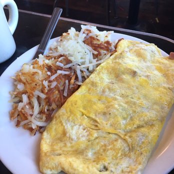 Red Hut Cafe Nevada - Avocado egg omelette - American Near Me - Stateline, Nevada Red Hut Cafe Nevada - Avocado egg omelette - American Near Me - Stateline, Nevada