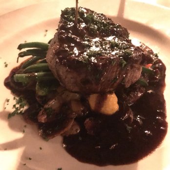 Basilic Restaurant - French Near Me - Newport Beach, California