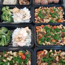 Healthy B Cooking - Salmon and minestrone soup