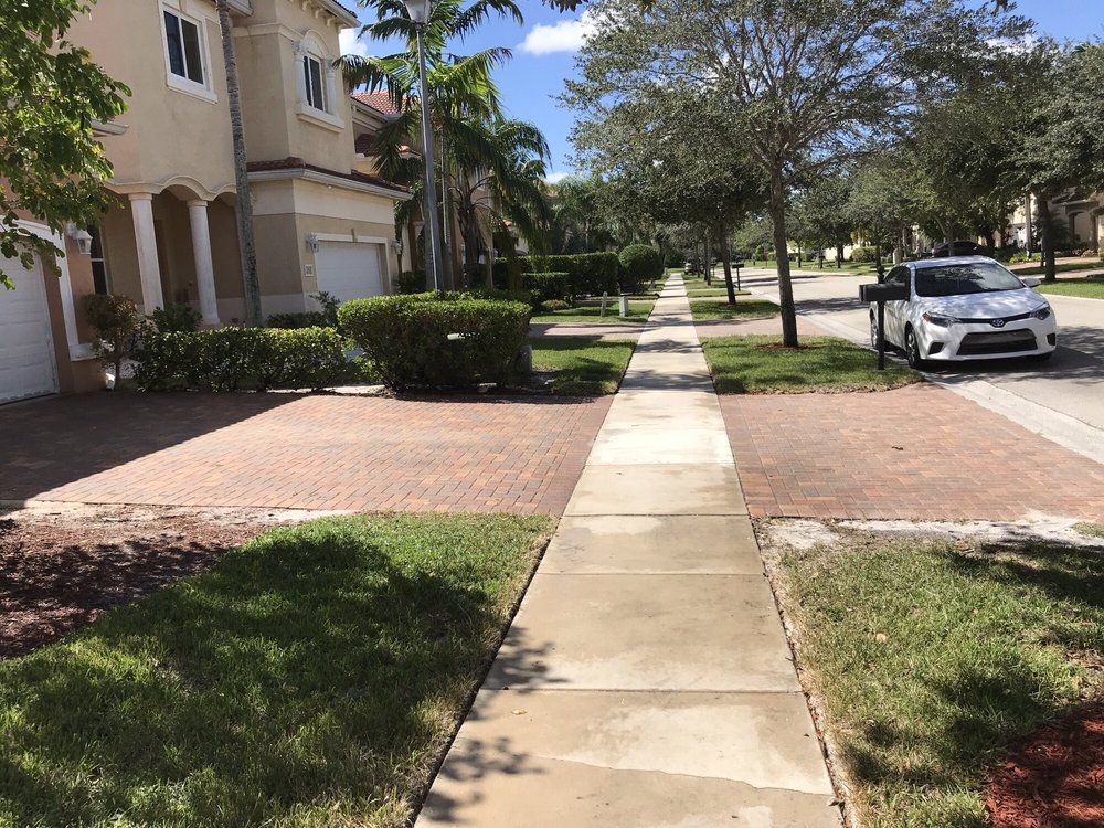 Slide of Fantastic Roof Cleaning