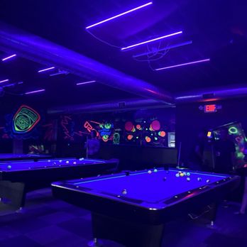 College Billiards - Pool Halls Near Me - San Diego, California College Billiards - Pool Halls Near Me - San Diego, California