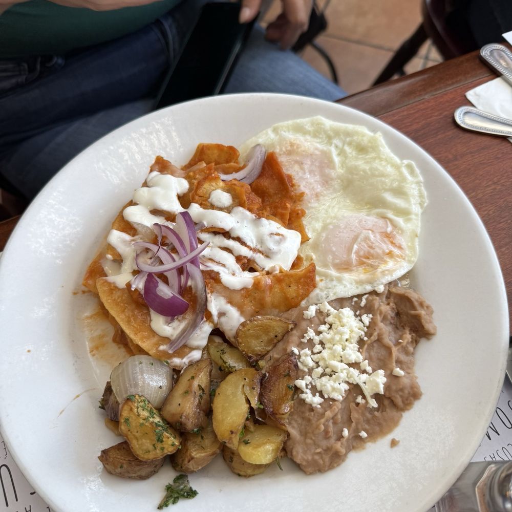 Café de la Flor Otay - Chilaquiles - Patisserie/Cake Shop Near Me - Tijuana, BCN