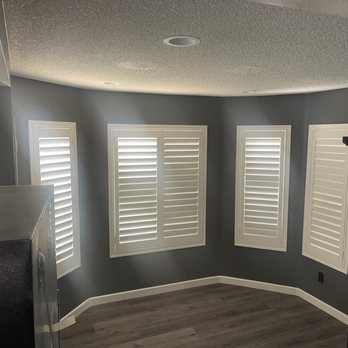 B Shutters and Blinds - Breakfast Nook - Shades & Blinds Near Me B Shutters and Blinds - Breakfast Nook - Shades & Blinds Near Me
