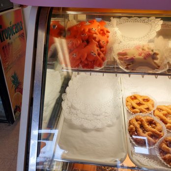 Aby's Bakery - Bakeries Near Me - West Hartford, Connecticut