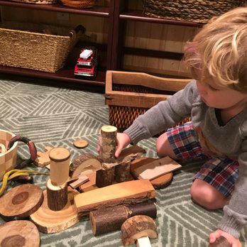 Little Stompers Preschool - Preschools Near Me - Eugene, Oregon