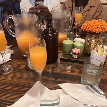 The Front Yard - Breakfast & Brunch Near Me - North Hollywood, California