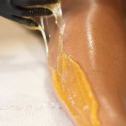 Avella Beauty - Sugaring on legs