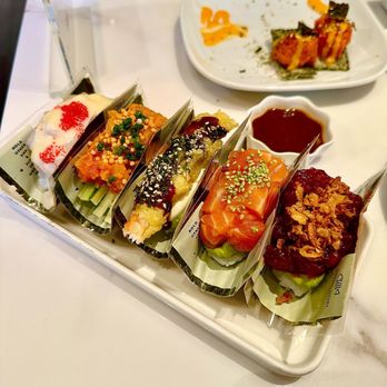 Sushi Nori - Signature set - Sushi Bars Near Me - Seattle, Washington Sushi Nori - Signature set - Sushi Bars Near Me - Seattle, Washington