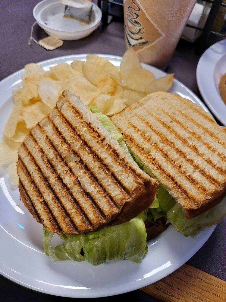 The Hubber Cafe Logo