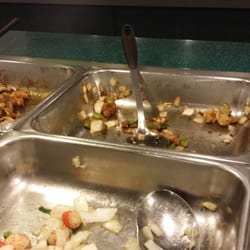 Hong Kong Buffet - Really empty pans would not fill.