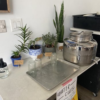 Honey Hill Cafe - Water station - Cafes Near Me - Denver, Colorado Honey Hill Cafe - Water station - Cafes Near Me - Denver, Colorado