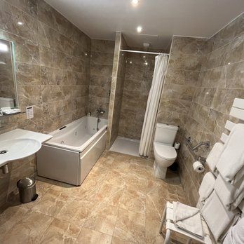 Hôtel de Varenne - Bathroom - Hotels Near Me - Paris, 75