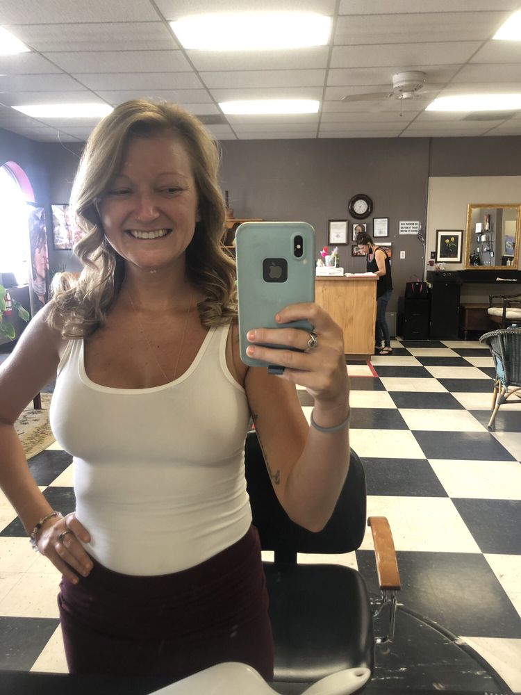 AMAZING HAIR Updated August 2024 12 Photos 1411 E St Dr 89A