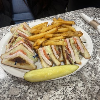 The Original Mels Diner - Mel's Club Sandwich - Diners Near Me - Roseville, California The Original Mels Diner - Mel's Club Sandwich - Diners Near Me - Roseville, California