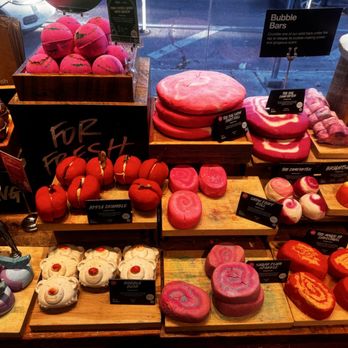 Lush Cosmetics - Cosmetics & Beauty Supply Near Me - New Orleans, Louisiana Lush Cosmetics - Cosmetics & Beauty Supply Near Me - New Orleans, Louisiana