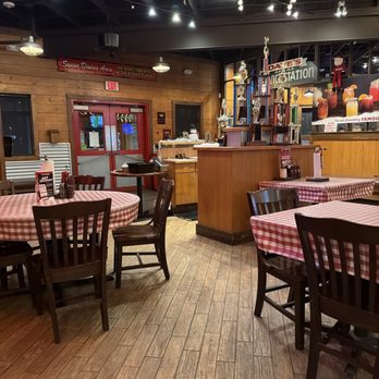 Famous Dave's Bar-B-Que - Dave's - Barbeque Near Me - Las Vegas, Nevada Famous Dave's Bar-B-Que - Dave's - Barbeque Near Me - Las Vegas, Nevada