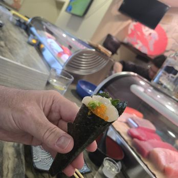 Hangetsu Sushi - Seven flavor spicy handroll - Japanese Near Me - Half Moon Bay, California