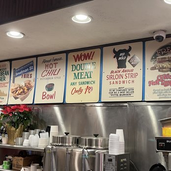 Primanti Bros. Restaurant and Bar - Sandwiches Near Me - Pittsburgh, Pennsylvania Primanti Bros. Restaurant and Bar - Sandwiches Near Me - Pittsburgh, Pennsylvania