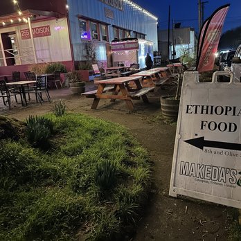 Makeda's Cuisine - Food Trucks Near Me - Eugene, Oregon