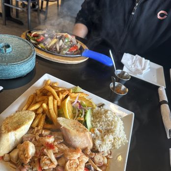 El Capitan - Seafood Near Me - Aurora, Illinois