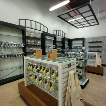 CFX - The Chocolate Factory - Delicious candies - Chocolatiers & Shops Near Me - Niagara Falls, Ontario