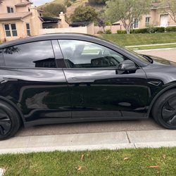 Your Personal Drivers - Refreshed 2026 Model Y Black car vip services / specialize in airport shuttle transport to LAX and SAN