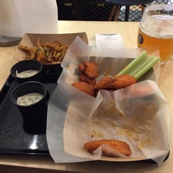 WingHaus - Tak dobre ze jsem a i nestihal fotit!!!! #yummy