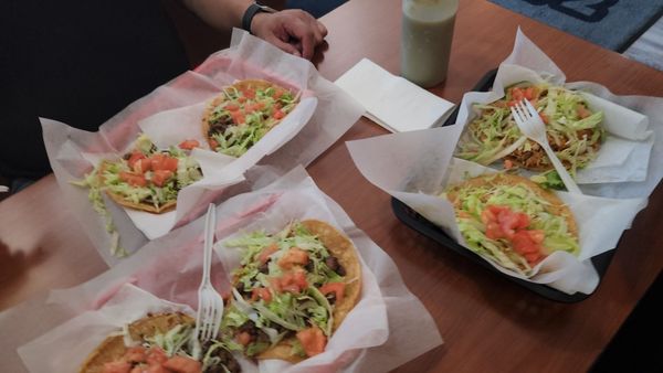 Raymond's Tacos on Damen by null
