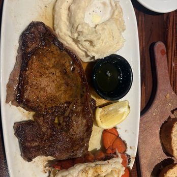 LongHorn Steakhouse - Rubber lobster - American Near Me - Rolla, Missouri LongHorn Steakhouse - Rubber lobster - American Near Me - Rolla, Missouri
