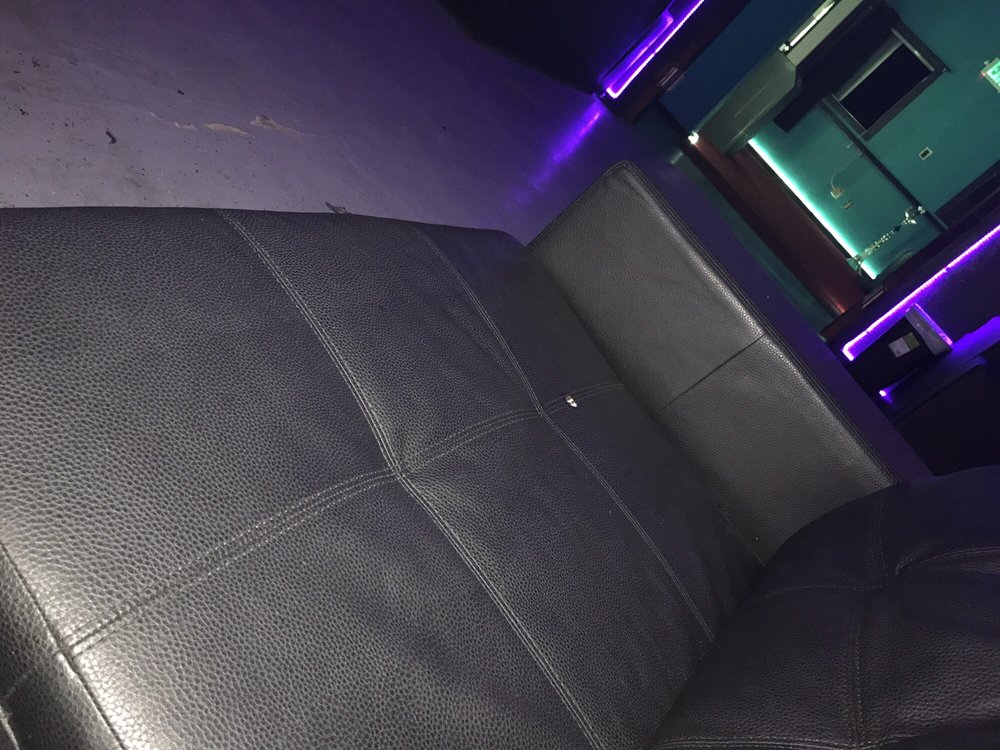 GOLDEN HOOKAH LOUNGE Updated September 2024 14 Photos 4203