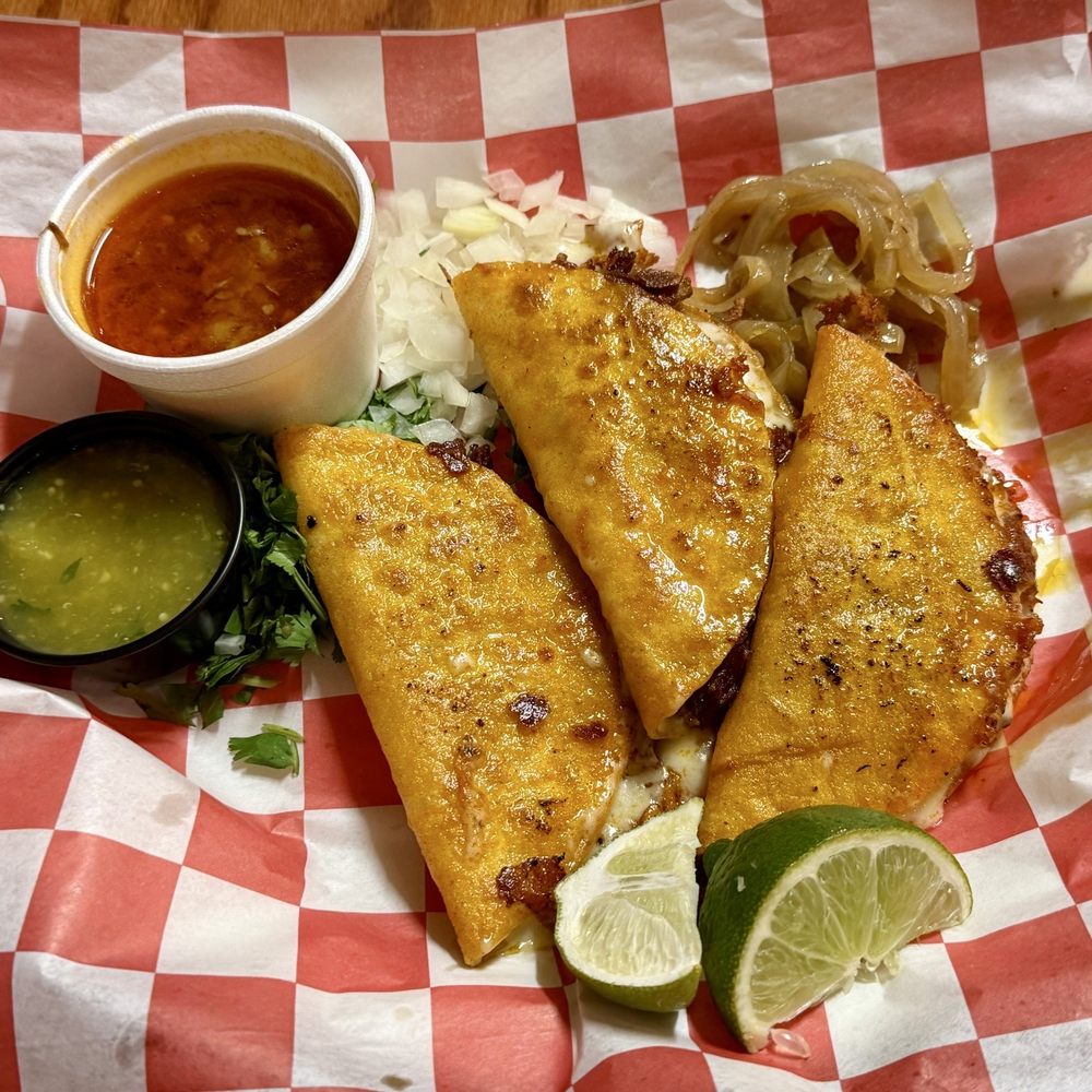 Taqueria Jalisco - Birra Tacos - Mexican Near Me - Lubbock, Texas