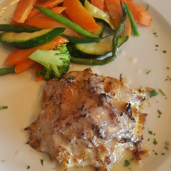LouCas - Lump crab cake - Italian Near Me - Edison, New Jersey