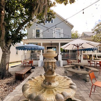 Sunday - Outdoor courtyard - Breakfast & Brunch Near Me - St Augustine, Florida