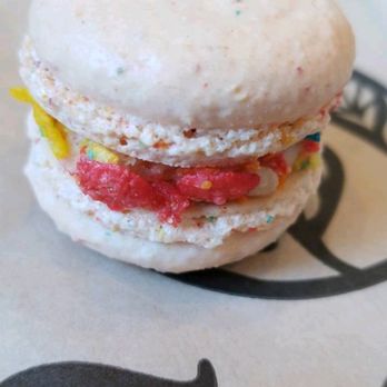 Teas'n You - Fruity pebble macaron. - Bubble Tea Near Me - Vienna, Virginia Teas'n You - Fruity pebble macaron. - Bubble Tea Near Me - Vienna, Virginia