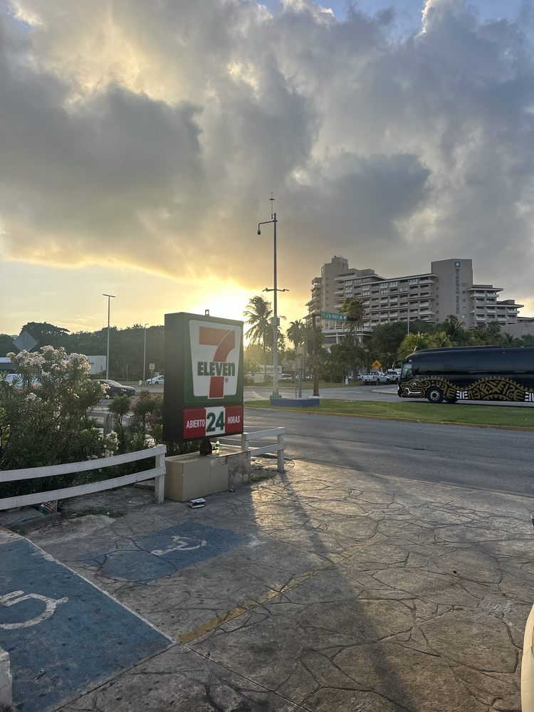 7-Eleven