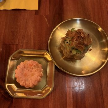 Pasar - Cantik manis (left); o-kue - Indonesian Near Me - Portland, Oregon