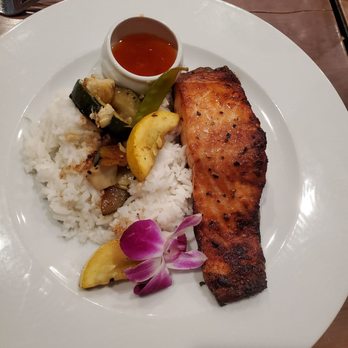 Nataz Restaurant - Salmon dinner - New American Near Me - Southington, Connecticut