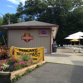 New York City North / Newburgh KOA - Food shop. Breakfast was great tasting and affordable. - Campgrounds Near Me - Plattekill, New York