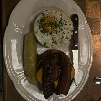 Au Cheval - Single Cheeseburger w added egg and added bacon - Bars Near Me - Chicago, Illinois