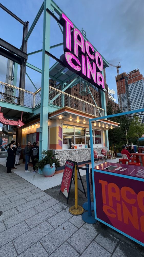 Domino Park Image