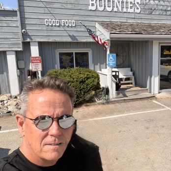 Boonies Bar & Grill - Arriving at Boonies! - Bars Near Me - Faribault, Minnesota