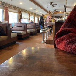 Circle E Diner - Inside Seating