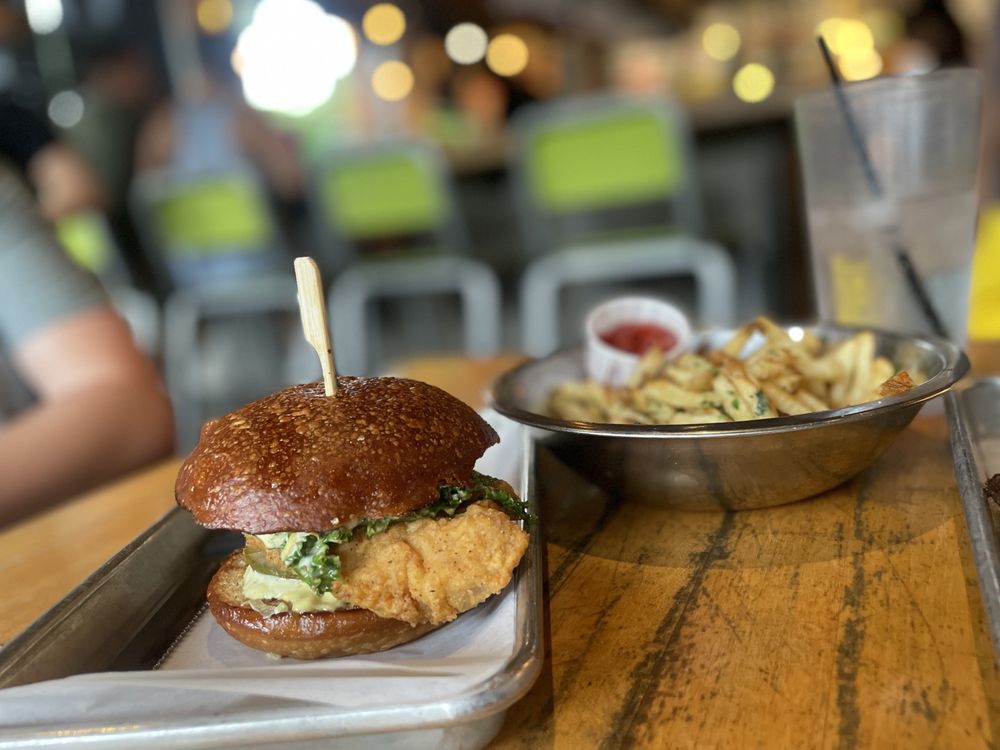 Hopdoddy Burger Bar