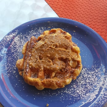 Shaky Alibi - No need to complicate this beautiful combination of crunchy speculoos and a waffle - Coffee & Tea Near Me - Los Angeles, California Shaky Alibi - No need to complicate this beautiful combination of crunchy speculoos and a waffle - Coffee & Tea Near Me - Los Angeles, California