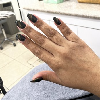 K Nails - Black Cat Eye design - Nail Salons Near Me - North Hollywood, California
