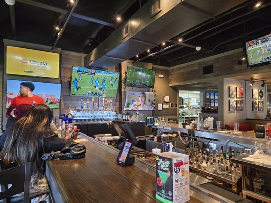 Chili's Grill & Bar by null