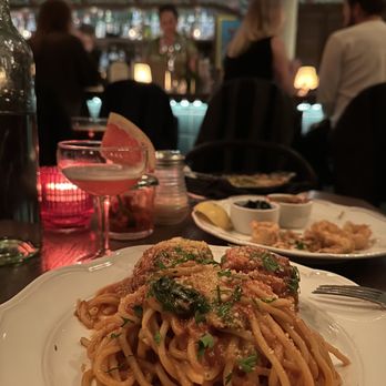Donna's - Spaghetti and meatball - Italian Near Me - Los Angeles, California Donna's - Spaghetti and meatball - Italian Near Me - Los Angeles, California