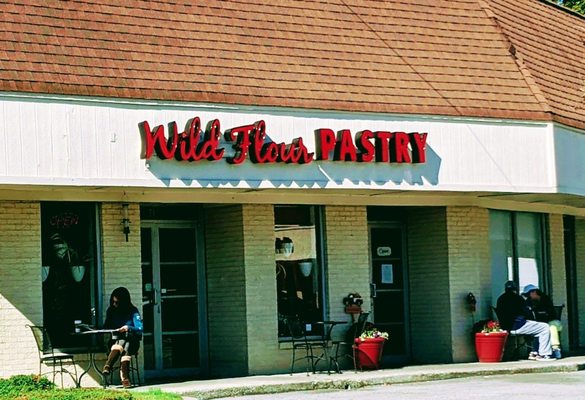 WildFlour Pastry by null